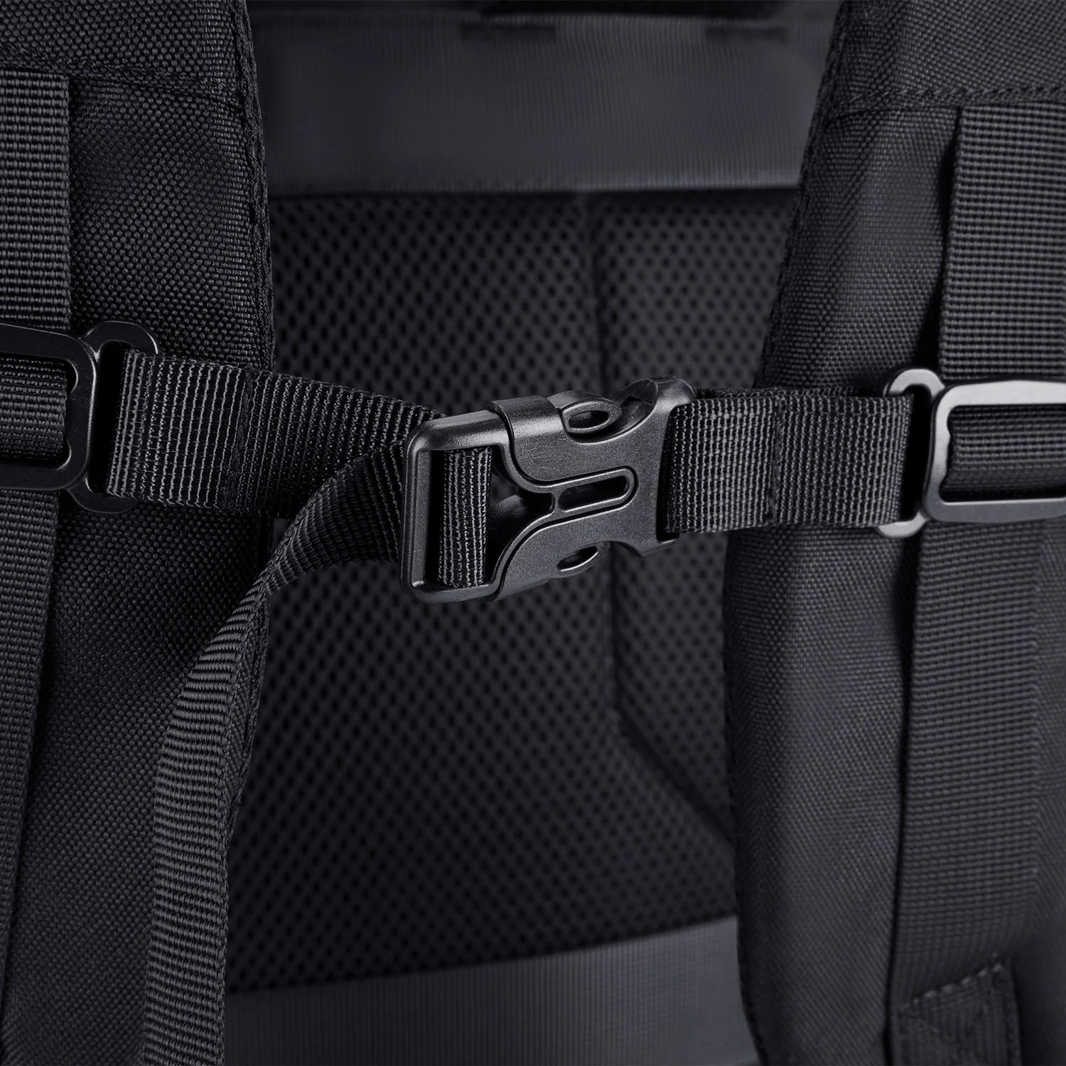 Falco 40L – erweiterbarer, flugtauglicher Handgepäck-Reiserucksack - Image 30