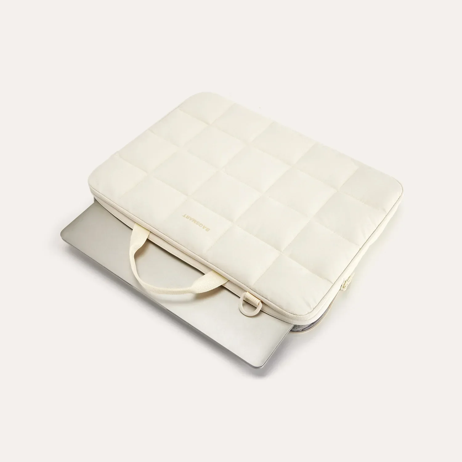 Bubble 15.6" Laptop Sleeve Pro - Image 11