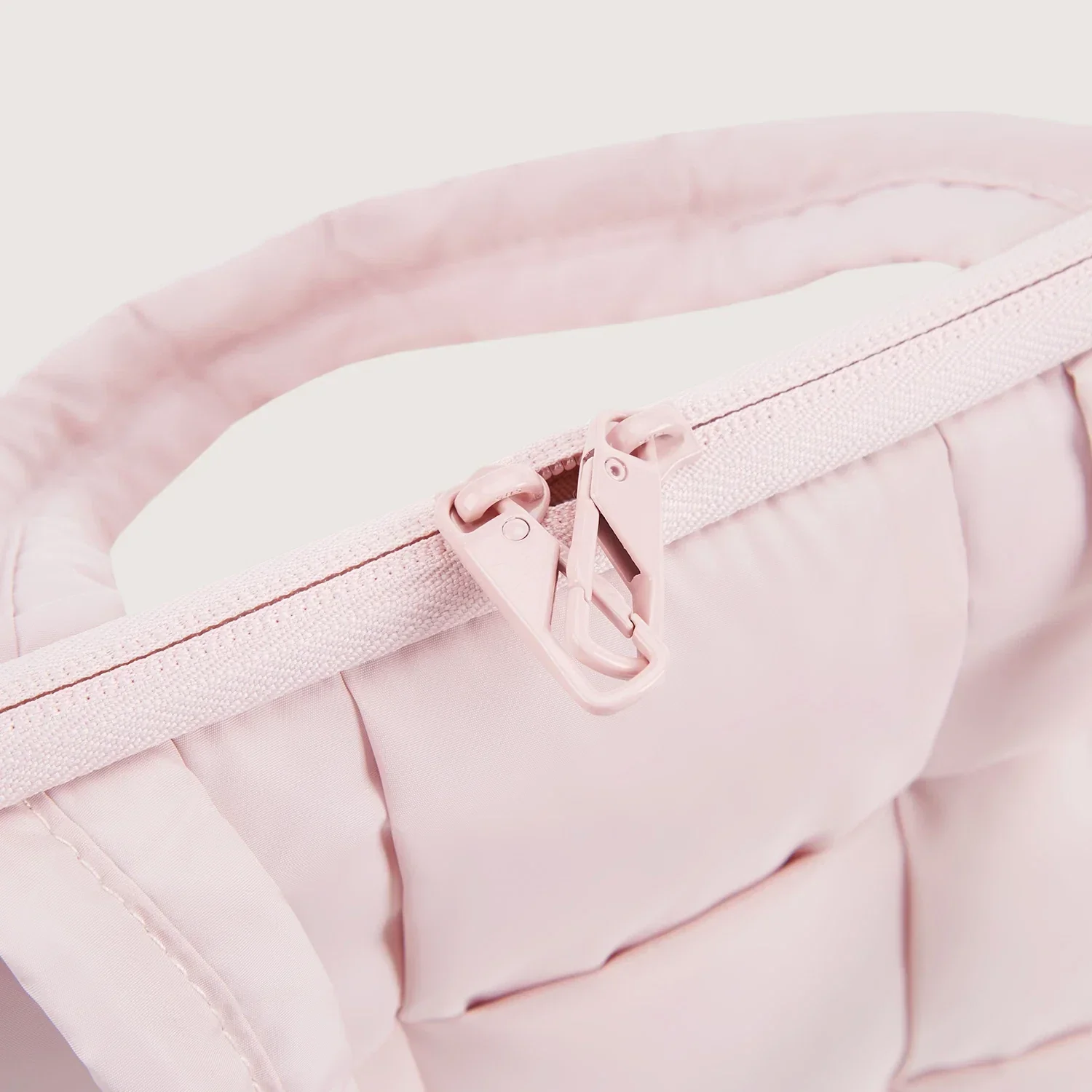 Bubble 15.6" Laptop Sleeve - Image 6
