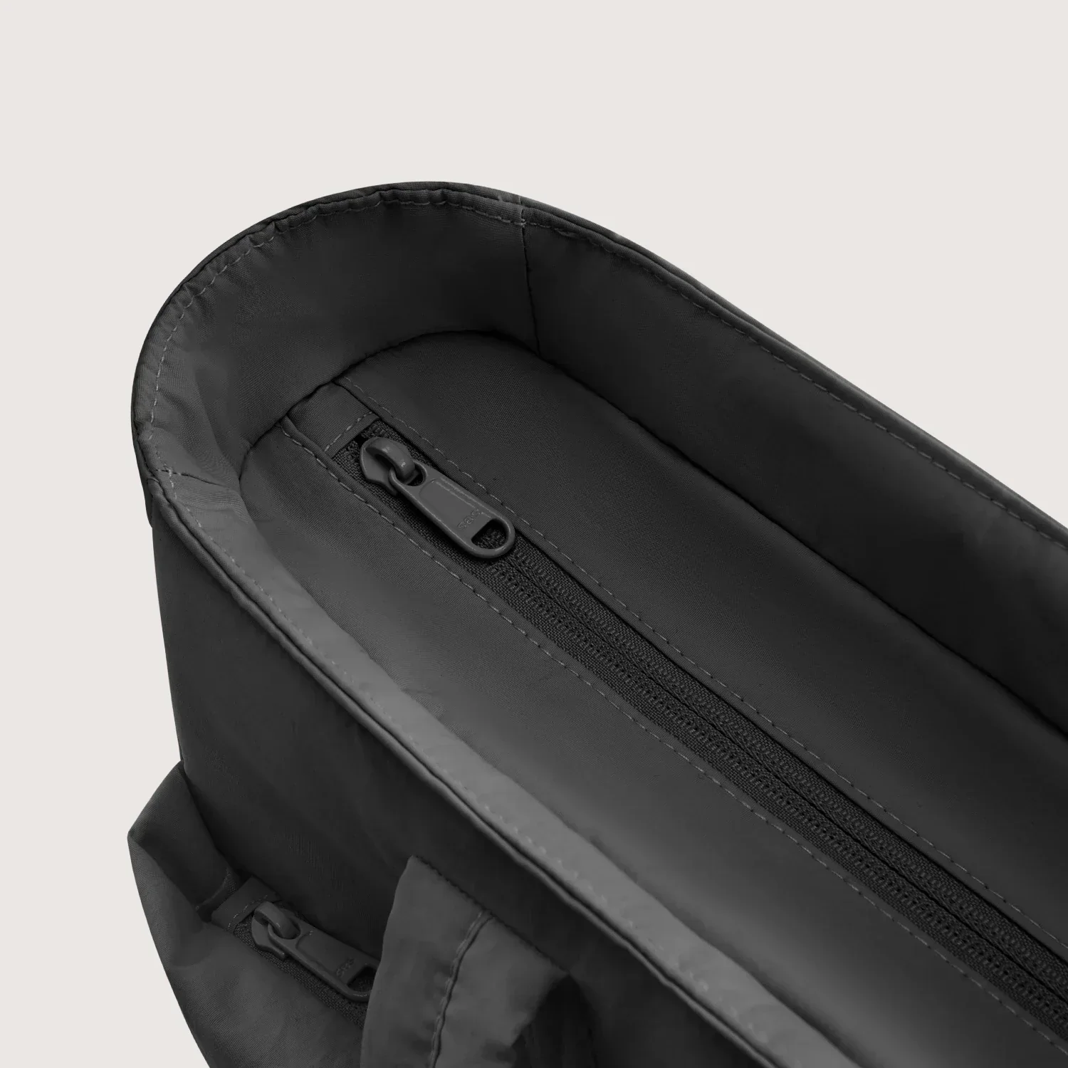 Crush 23L Laptop Tote Tasche - Image 21