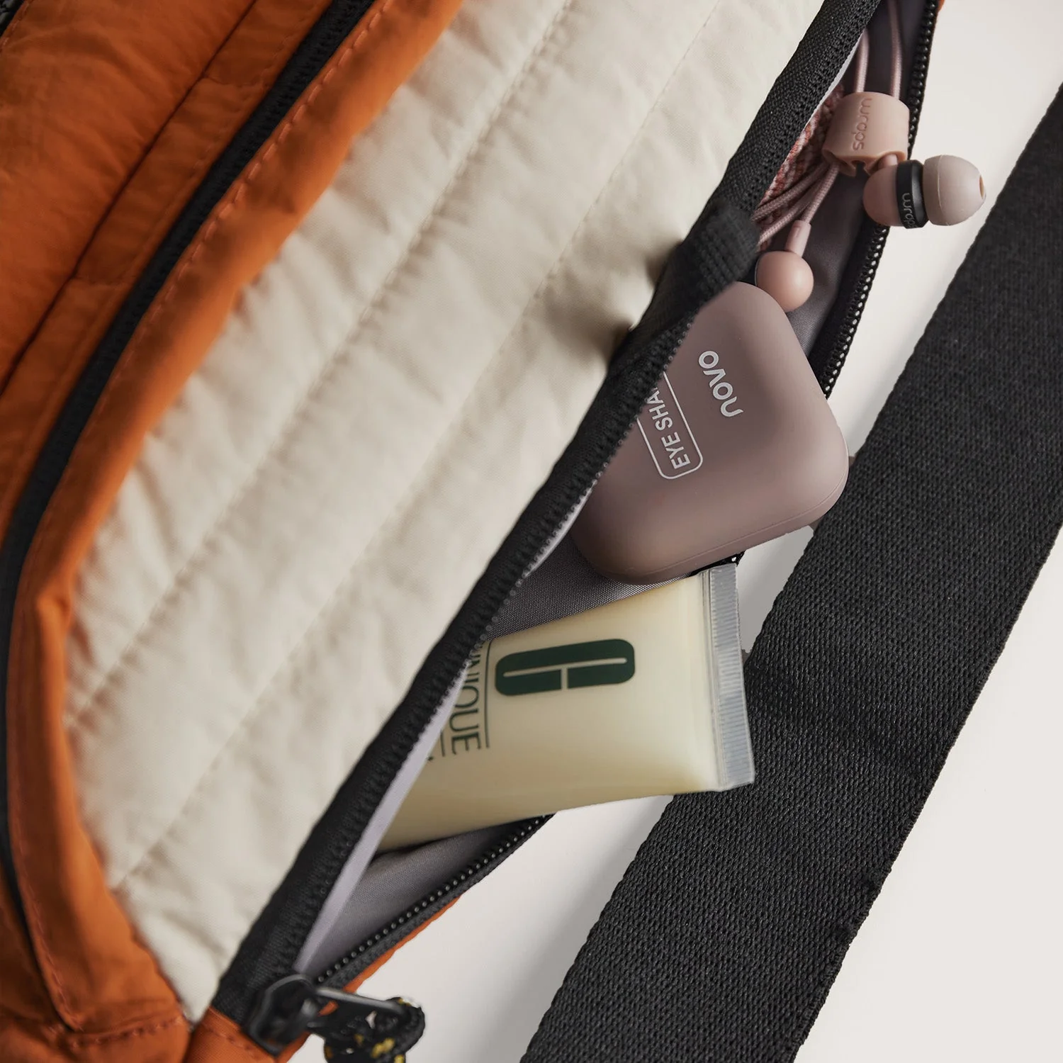 Paz 2.5L Belt Bag - Image 17