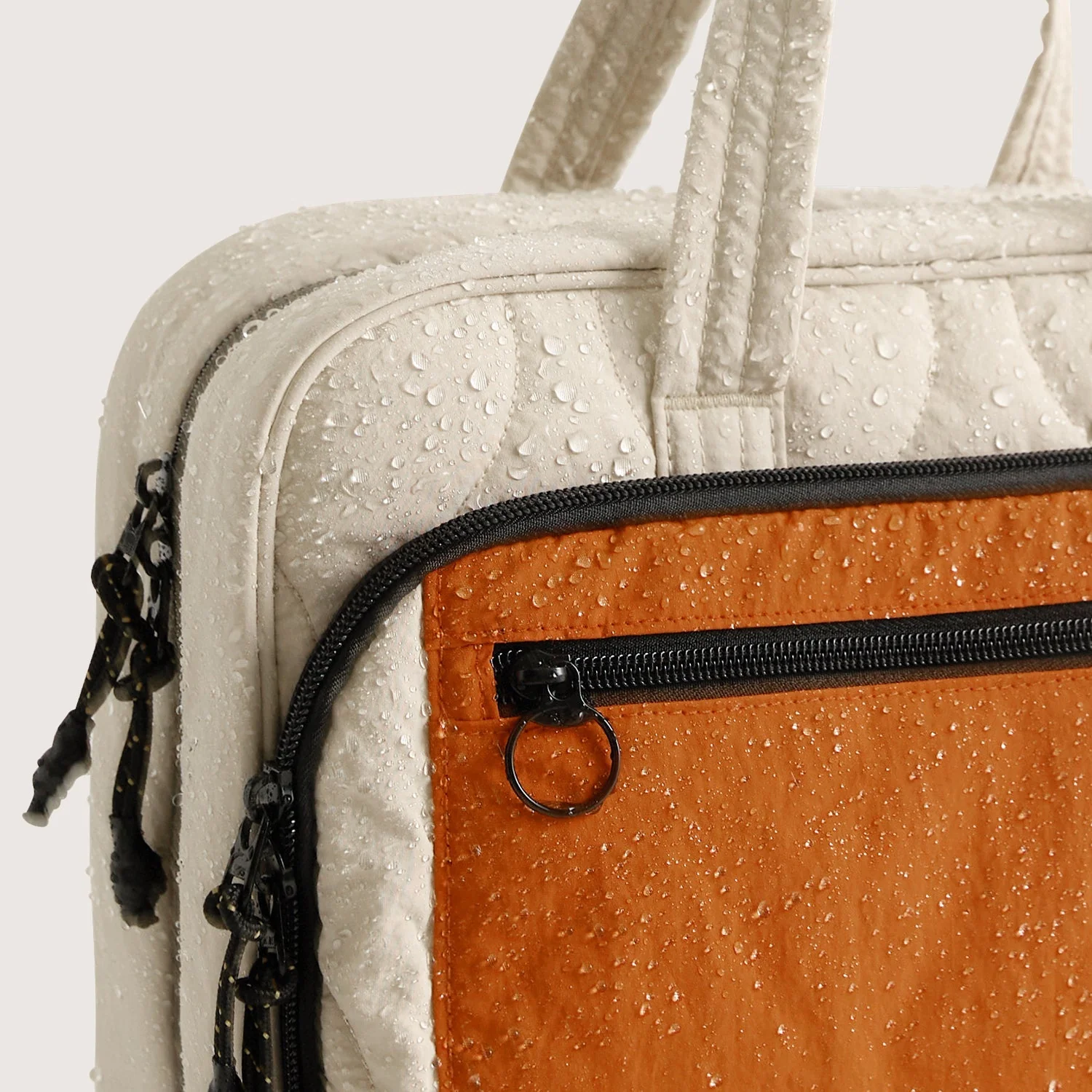 Paz Hanging Toiletry Bag - Image 24