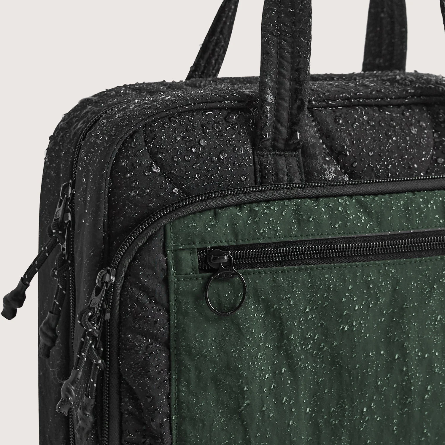 Paz Hanging Toiletry Bag - Image 36