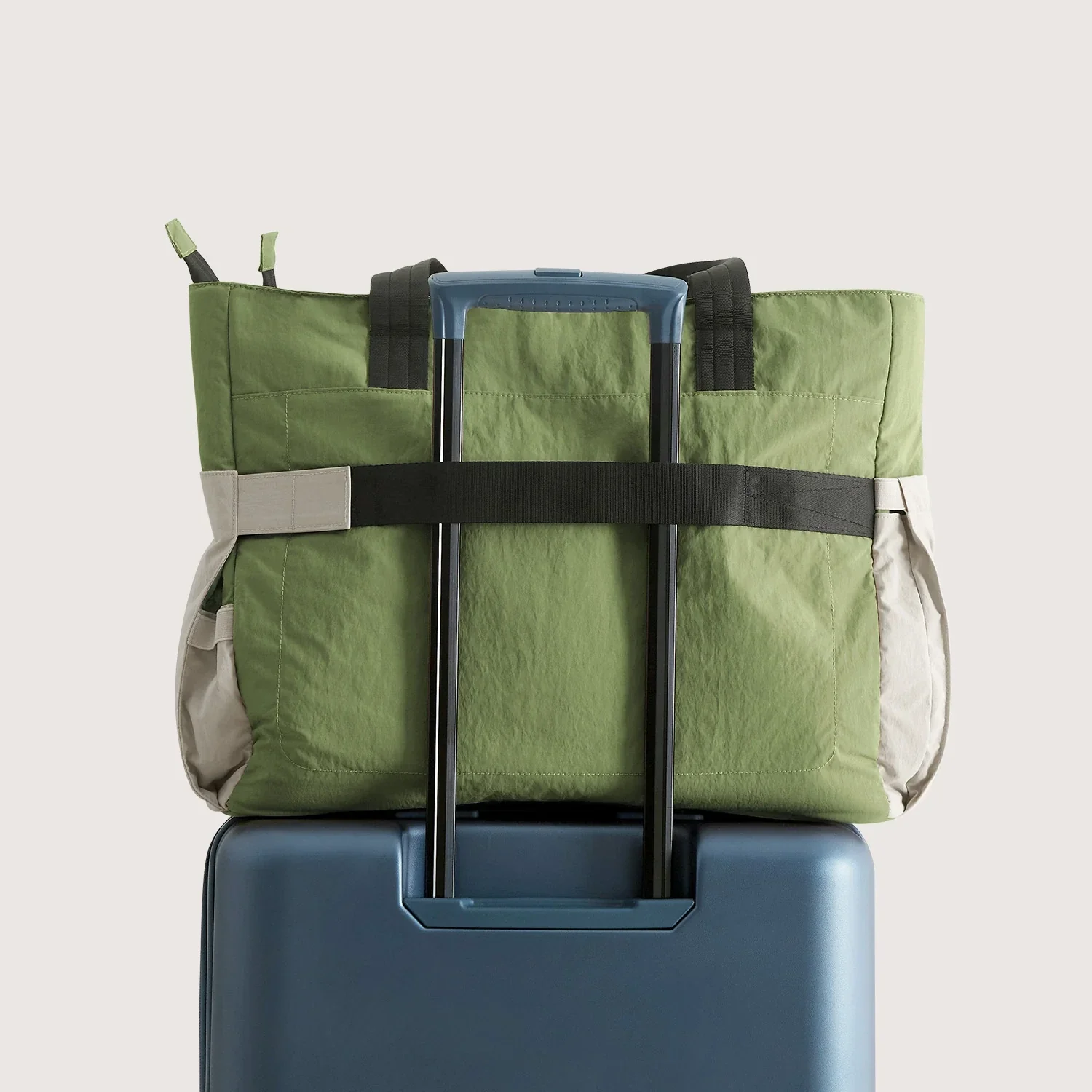 Paz 23L Tote II - Image 11