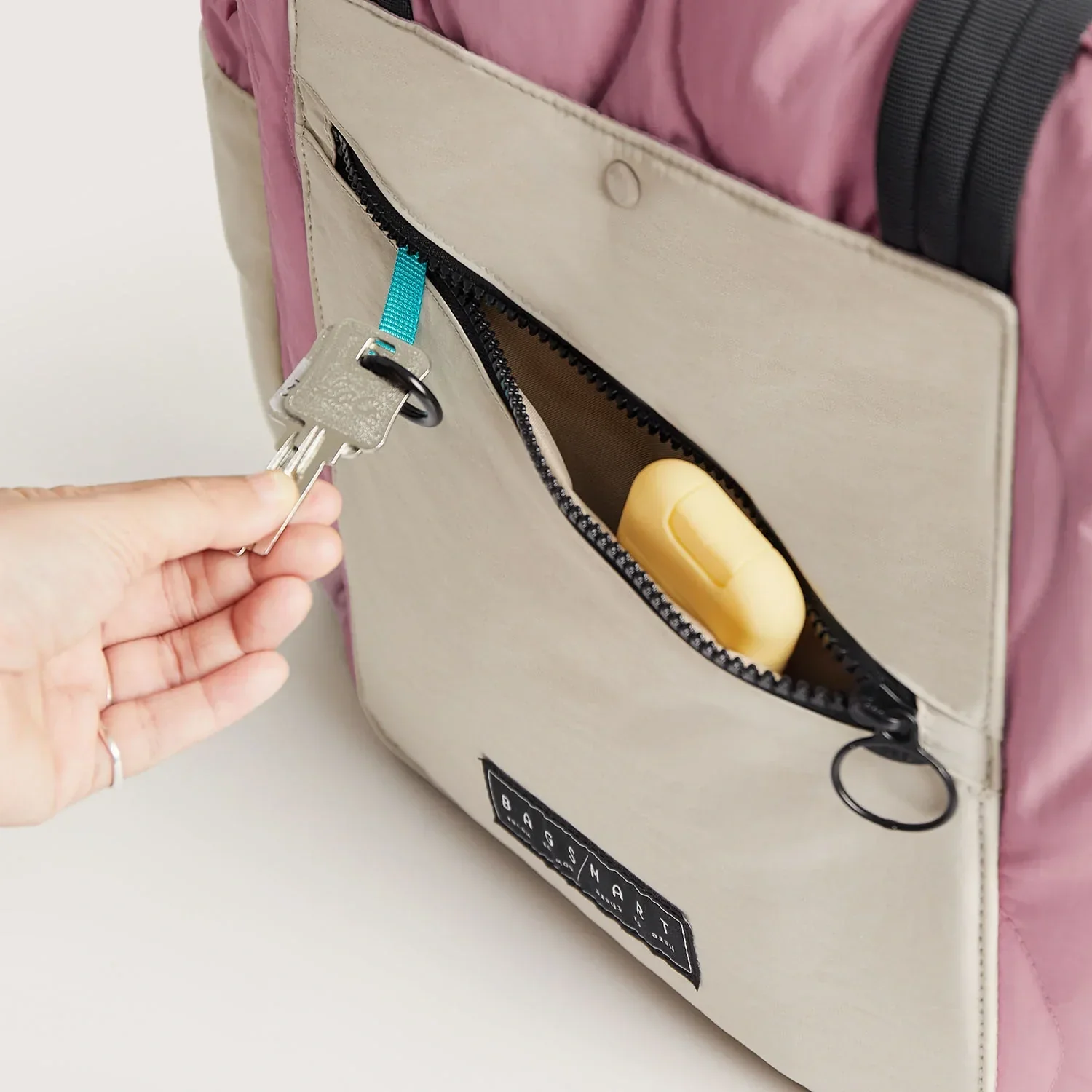 Paz 23L Tote - Image 45