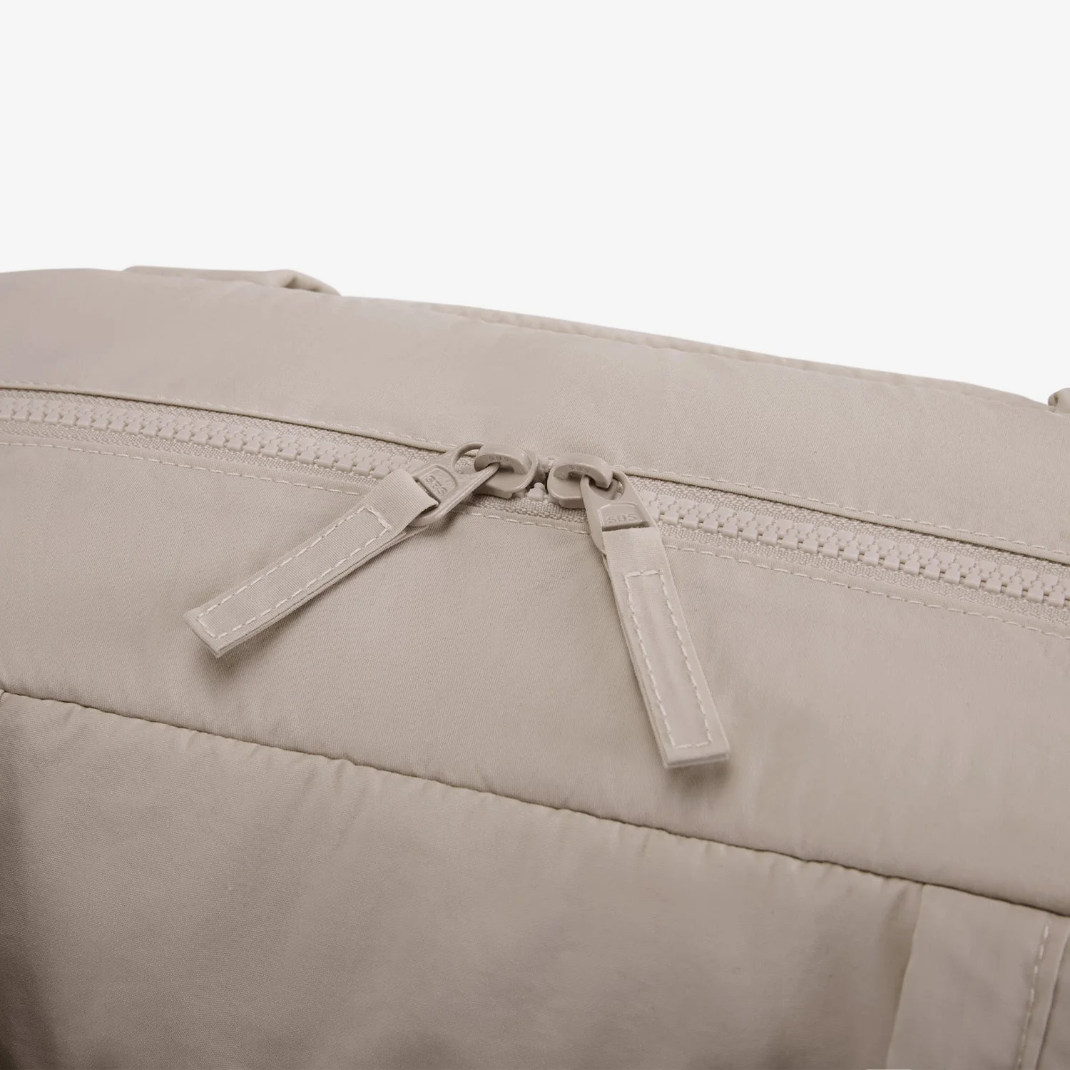 Puffy Wasserdichte Sport- & Reisetasche - Image 33