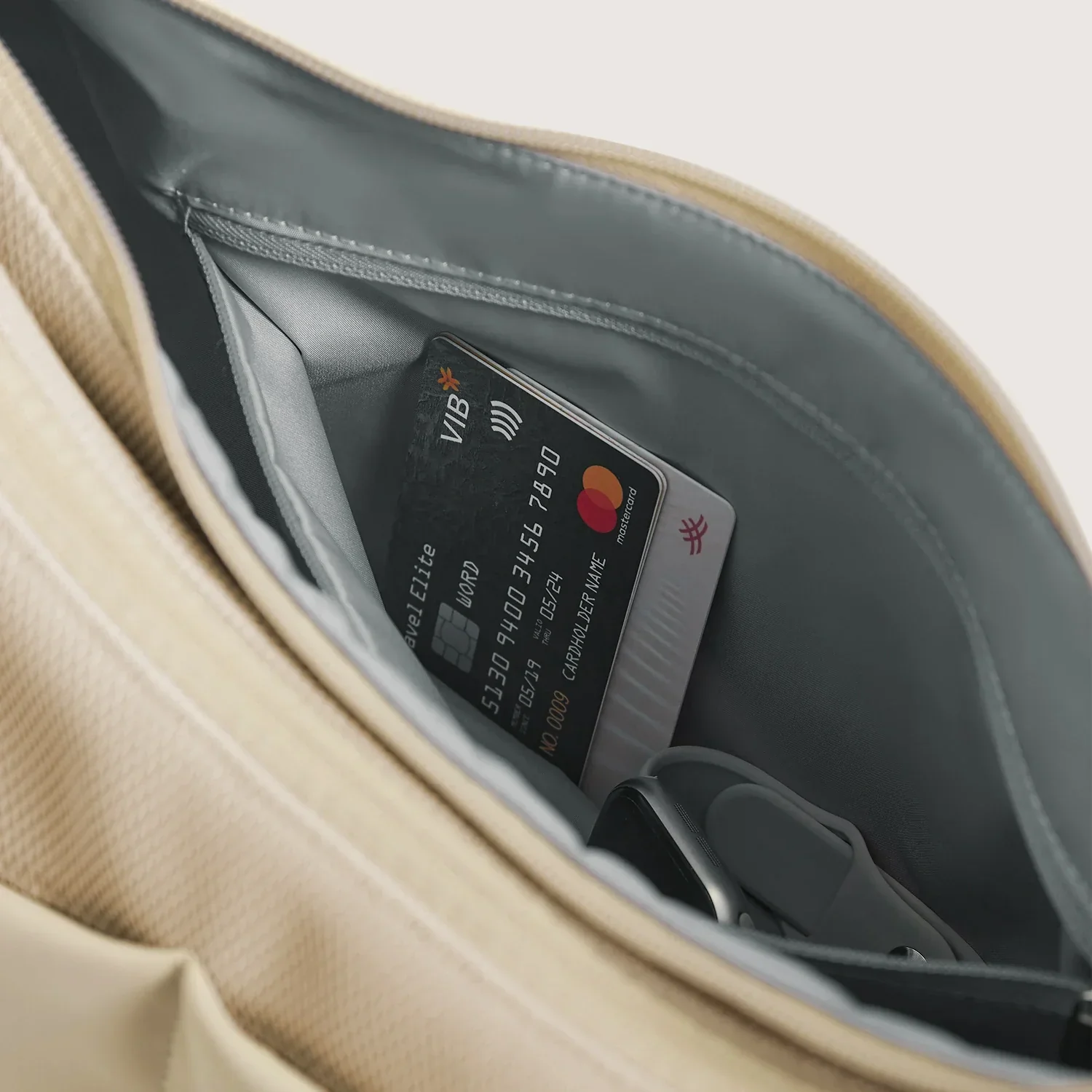 REIKI Hobo Schultertasche - Image 13