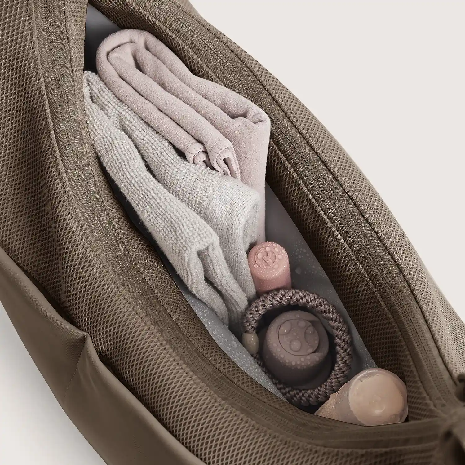 REIKI Hobo Schultertasche - Image 74