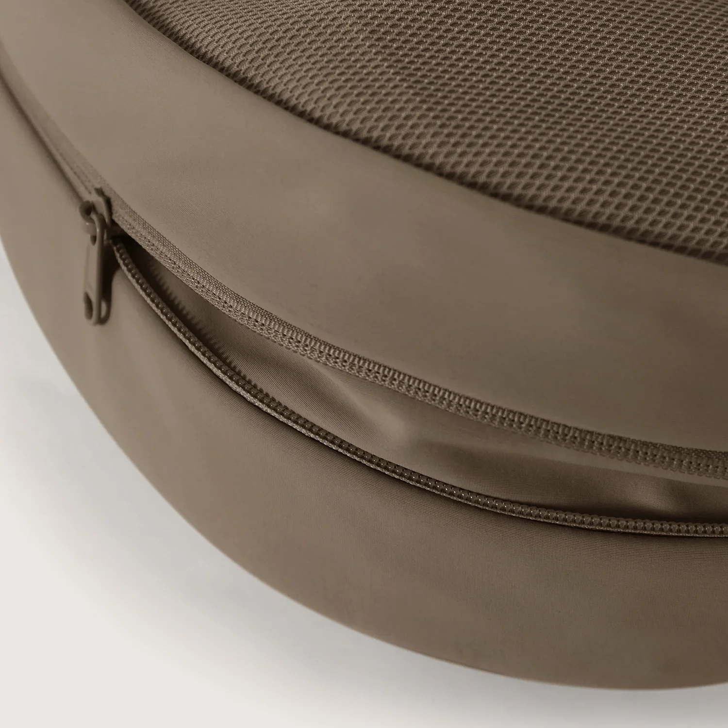 REIKI Hobo Schultertasche - Image 77
